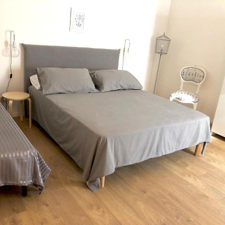 Casa Mari Bed & Breakfast Принчипина Тера Екстериор снимка