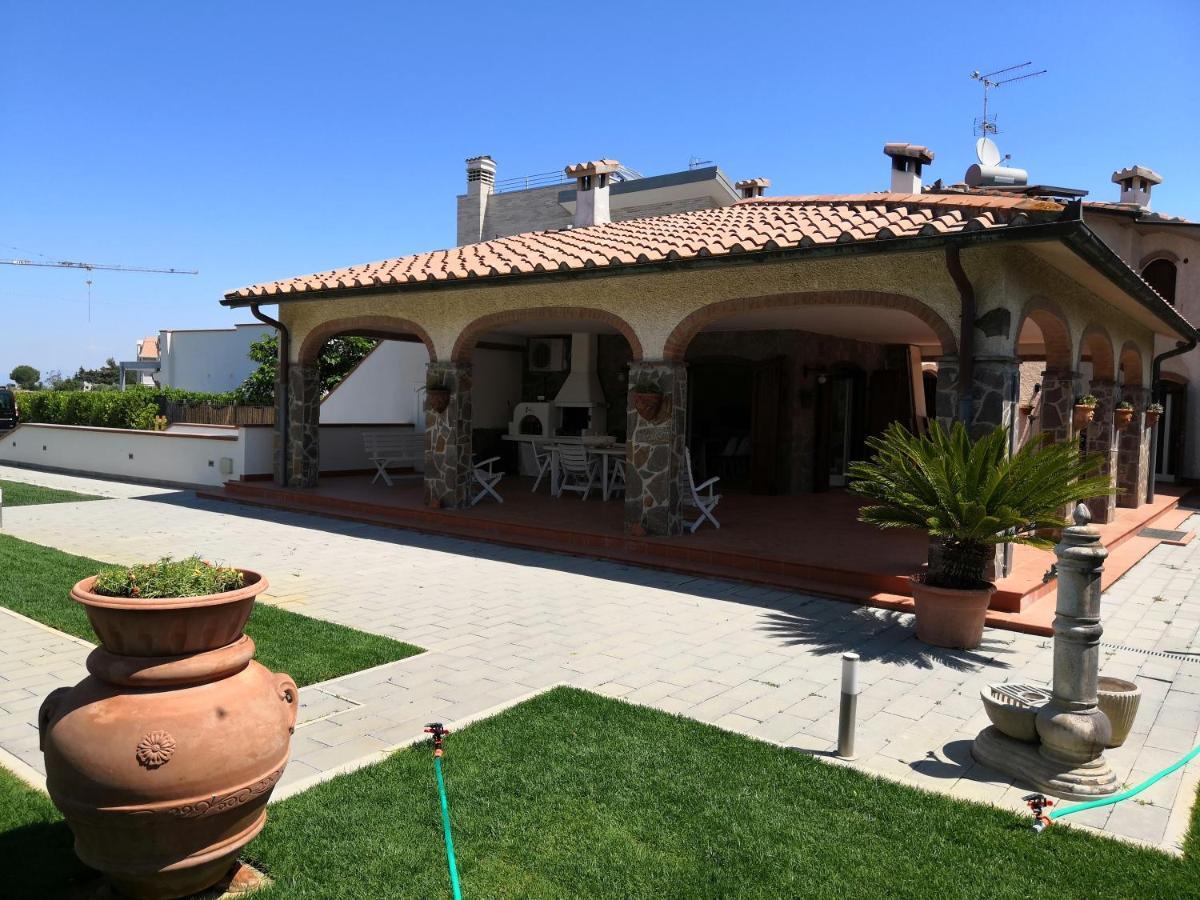 Casa Mari Bed & Breakfast Принчипина Тера Екстериор снимка