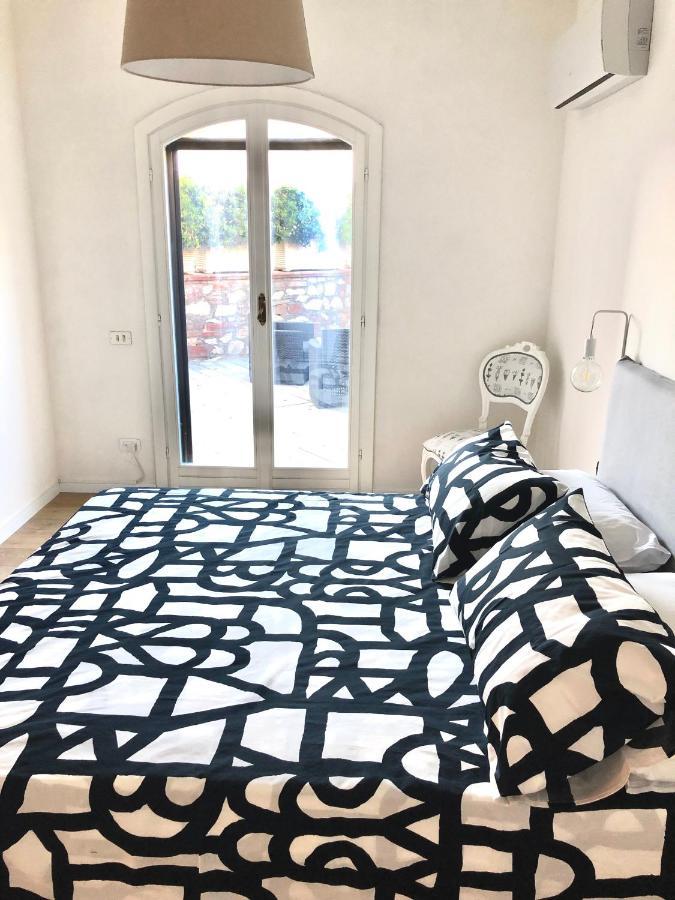Casa Mari Bed & Breakfast Принчипина Тера Екстериор снимка
