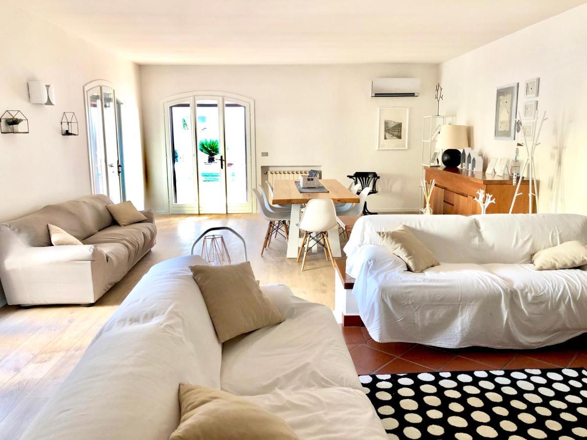 Casa Mari Bed & Breakfast Принчипина Тера Екстериор снимка